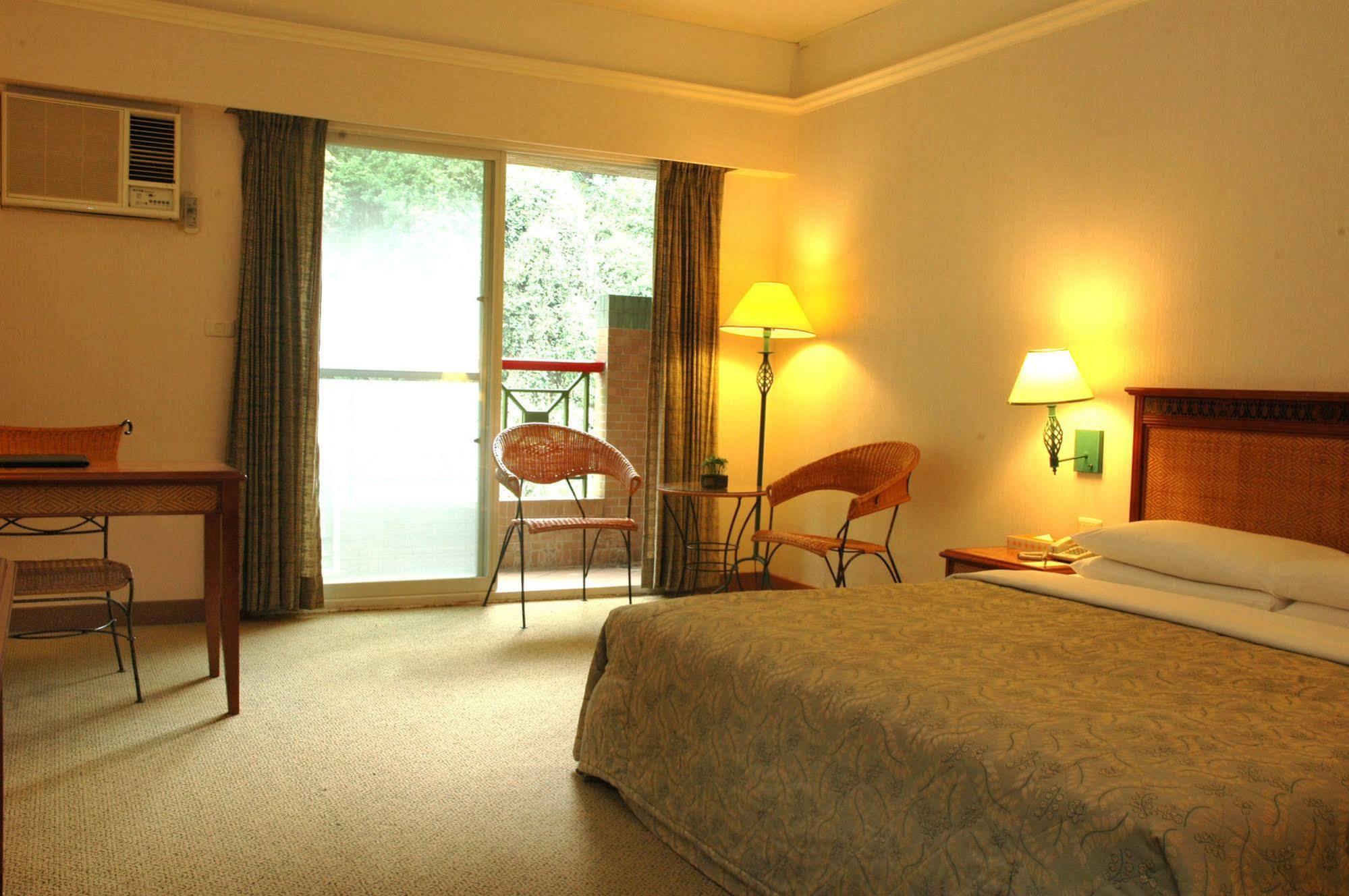 Hoya Hotel Wenquan Εξωτερικό φωτογραφία
